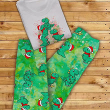 Cargar imagen en el visor de la galería, Pijamas familiares navideñas