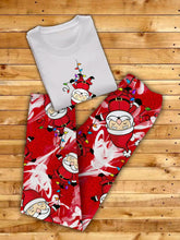 Cargar imagen en el visor de la galería, Pijamas familiares navideñas