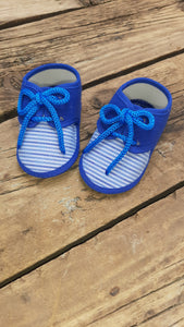 Tenis bebé colores surtidos