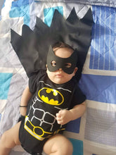 Cargar imagen en el visor de la galería, Disfraz Batman bebé