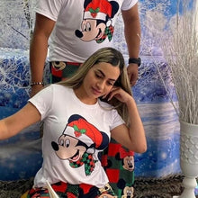 Cargar imagen en el visor de la galería, Pijamas familiares navideñas